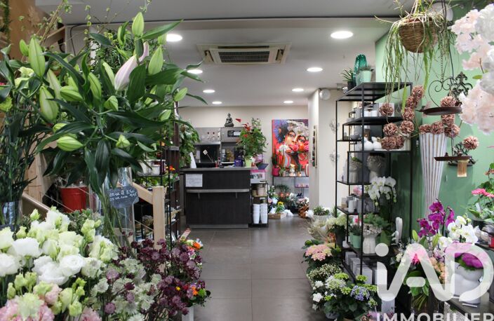 Vente Cadeaux, Fleurs 260 m&sup2; — photo 2