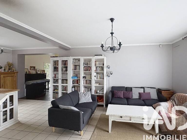 Vente Maison/villa 8 pièces — photo 1