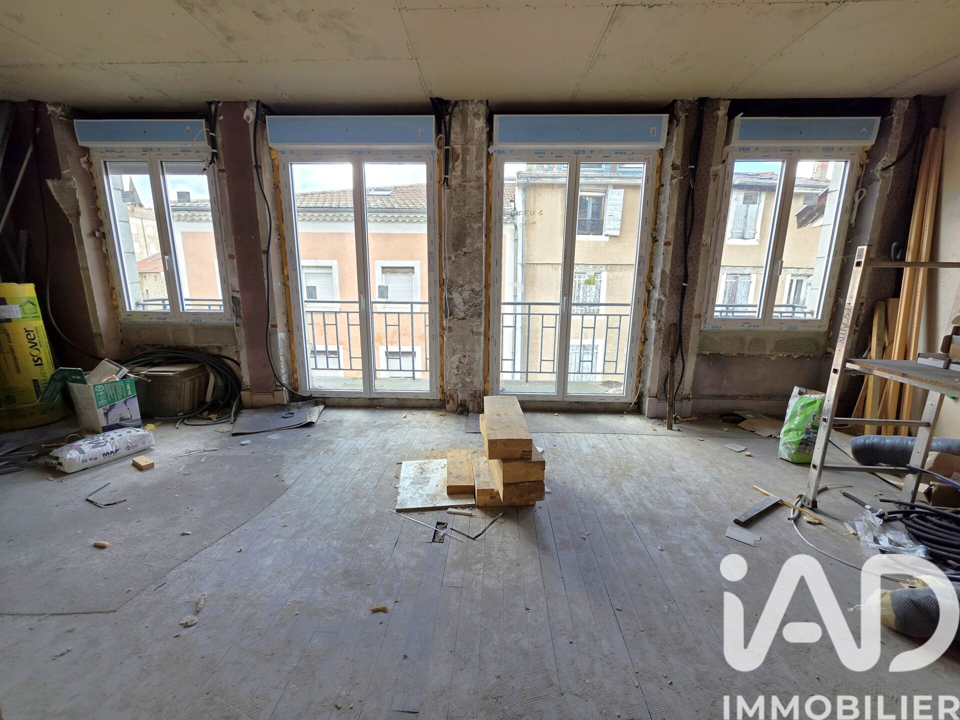 Vente Appartement 3 pièces - Photo 2