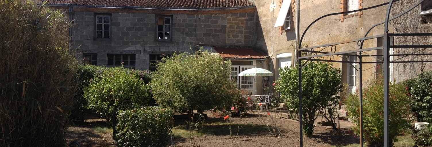 Maison 7 Pièces 181 m² à vendre à Trémentines (49340)