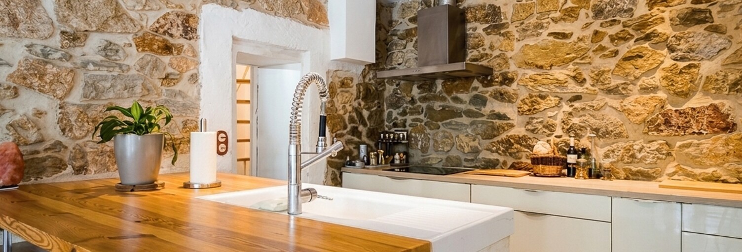 Maison 9 Pièces 242 m² à vendre à Fontjoncouse (11360)