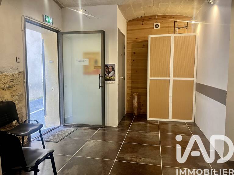 Vente Boutique/Local commercial 77 m&sup2; — photo 1