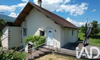 Maison 4 Pièces 89 m² à louer à Porte-de-Savoie (73800)