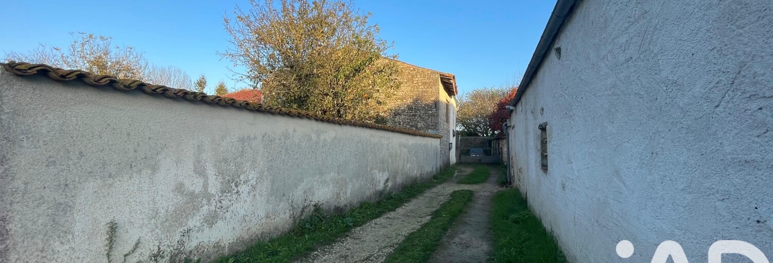 Maison 3 Pièces 95 m² à vendre à Voissay (17400)