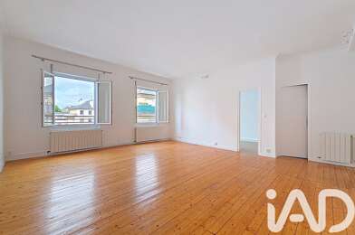 Appartement 3 pièces 990 €