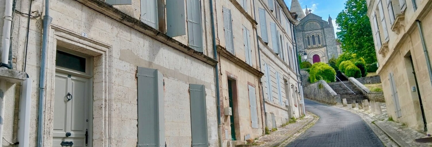 Maison 5 Pièces 190 m² à vendre à Villebois-Lavalette (16320)