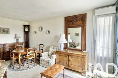 Appartement 4 pièces 184000 €
