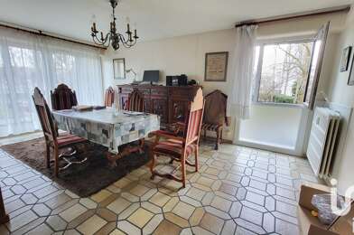 Appartement 5 pièces 166100 €