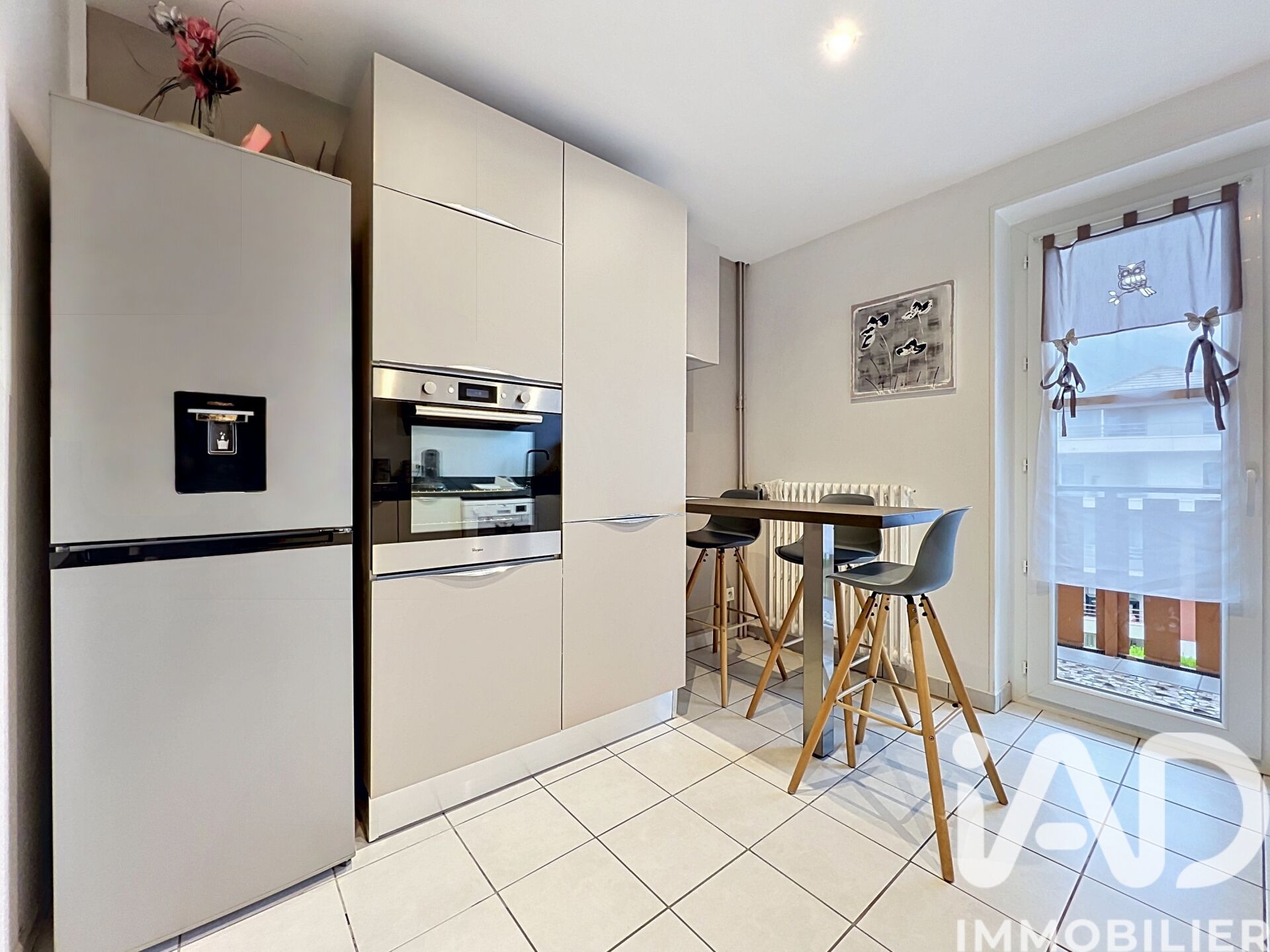 Vente Appartement 4 pièces - Photo 2