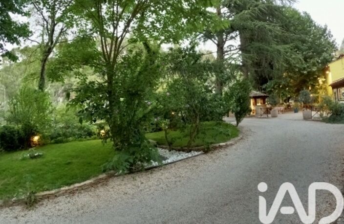 Vente Domaine 14 pièces — photo 2
