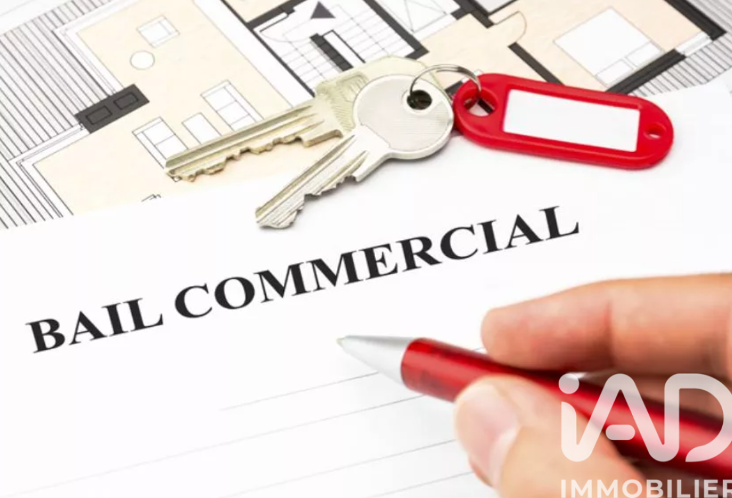 Vente Local commercial 50 m&sup2; — photo 1