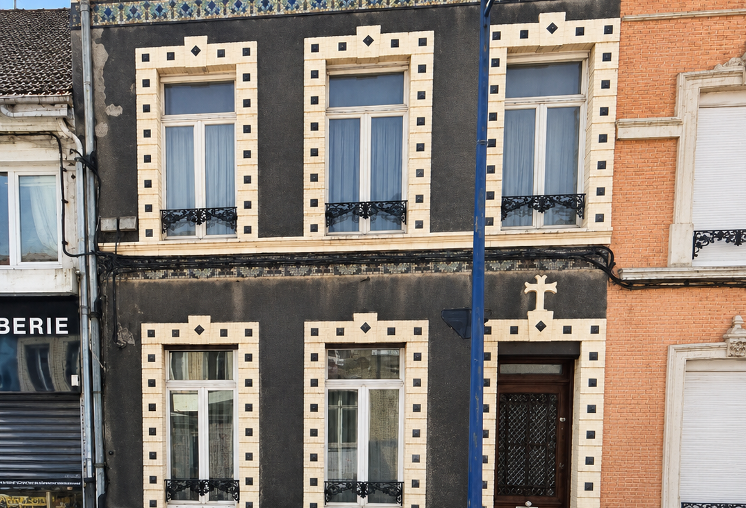 Vente Maison/villa 8 pièces — photo 1