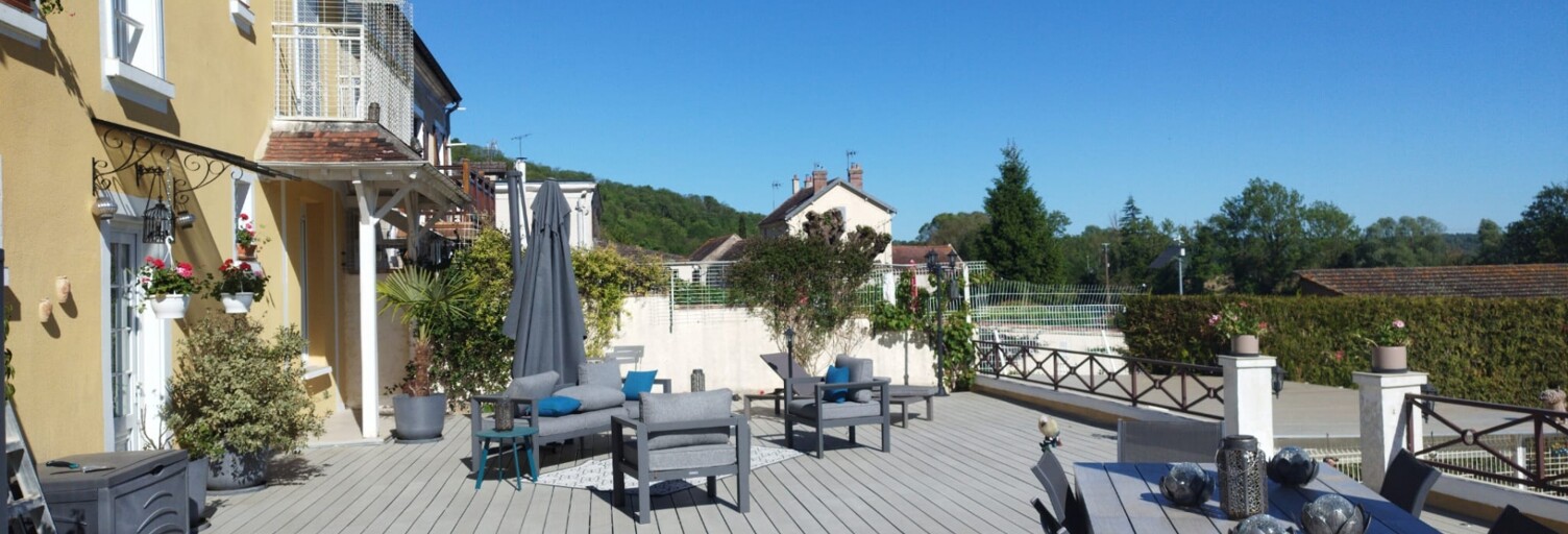 Maison 7 Pièces 227 m² à vendre à Saint-Jean-les-Deux-Jumeaux (77660)