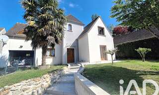 Maison 5 Pièces 180 m² à vendre à Saint-Cyr-sur-Morin (77750)