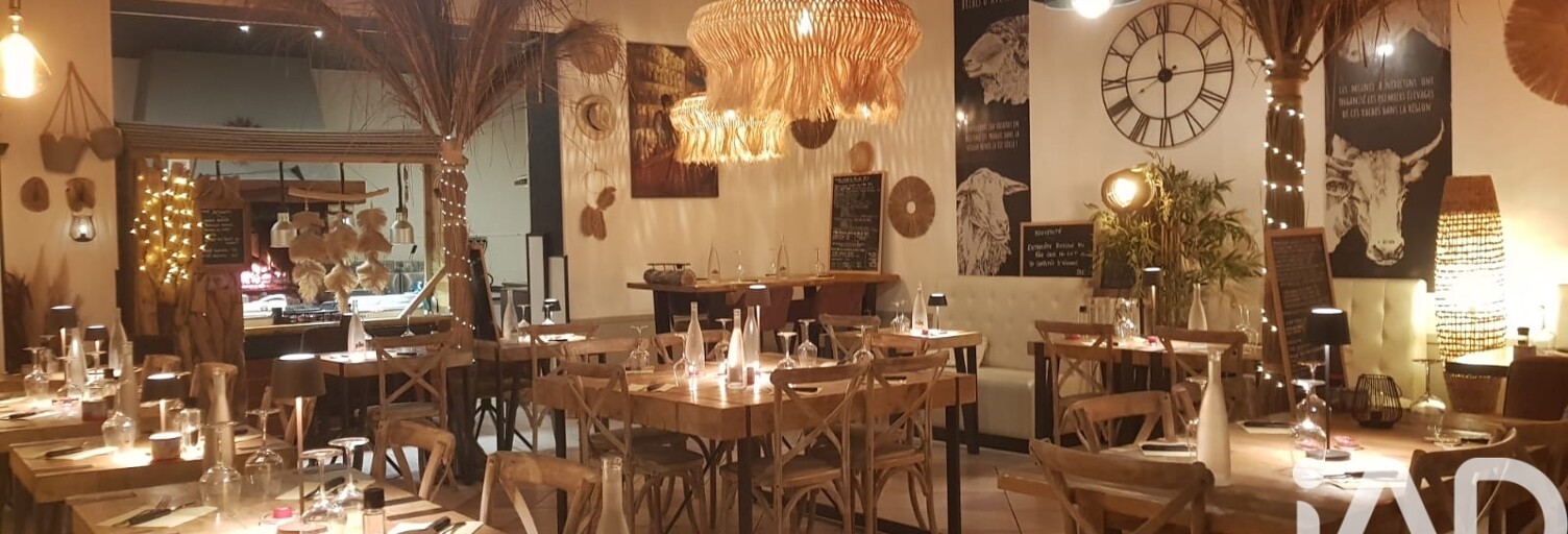 Commerce  215 m² à vendre à Saint-Affrique (12400)