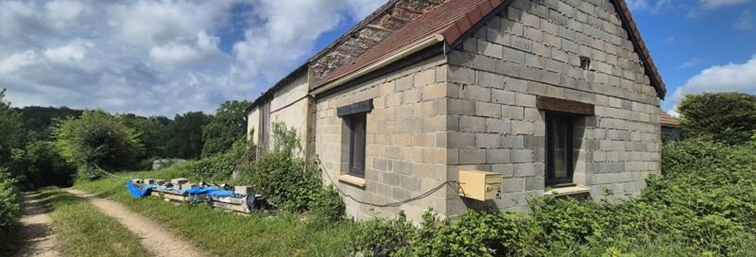 Maison 6 Pièces 115 m² à vendre à Sainte-Thérence (03420)