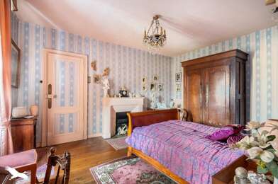Appartement 6 pièces 234300 €