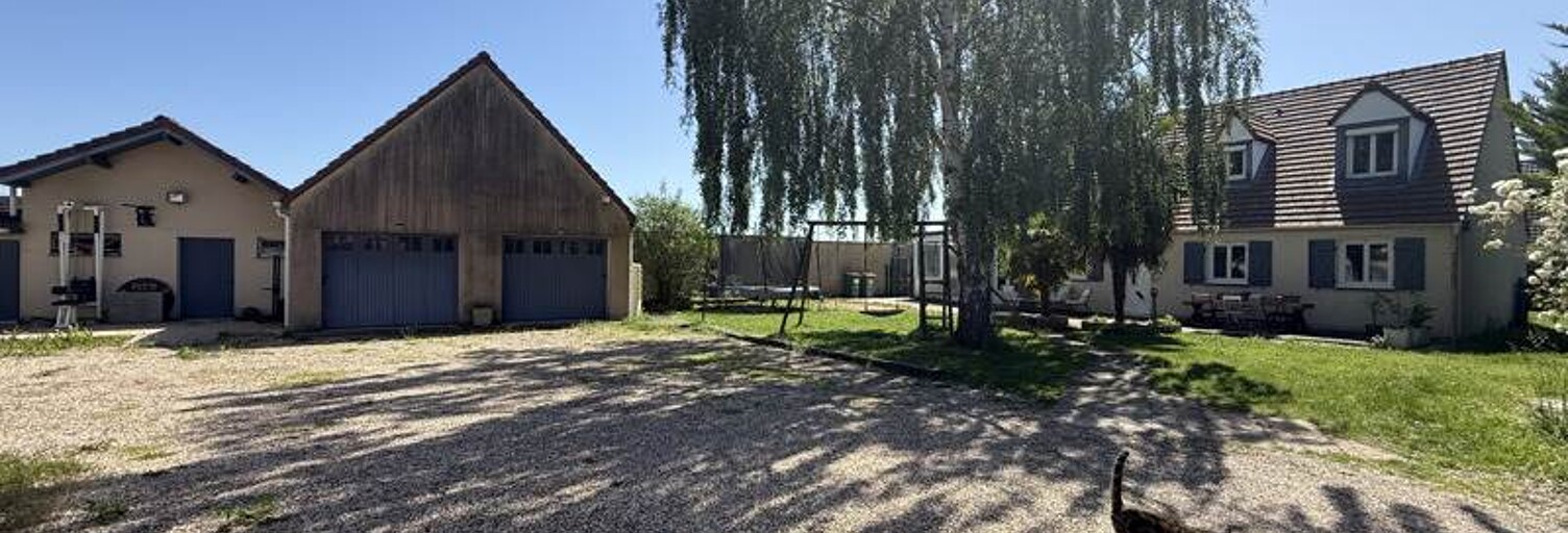 Maison 9 Pièces 158 m² à vendre à Orvilliers (78910)
