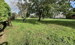 Terrain  1508 m² à vendre à La Rochefoucauld-en-Angoumois (16110)