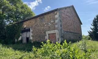 Maison 1 Pièce 132 m² à vendre à Montbron (16220)