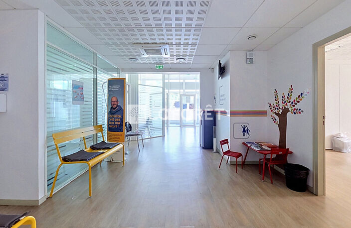 Local professionnel Orthez 186m² — photo 4