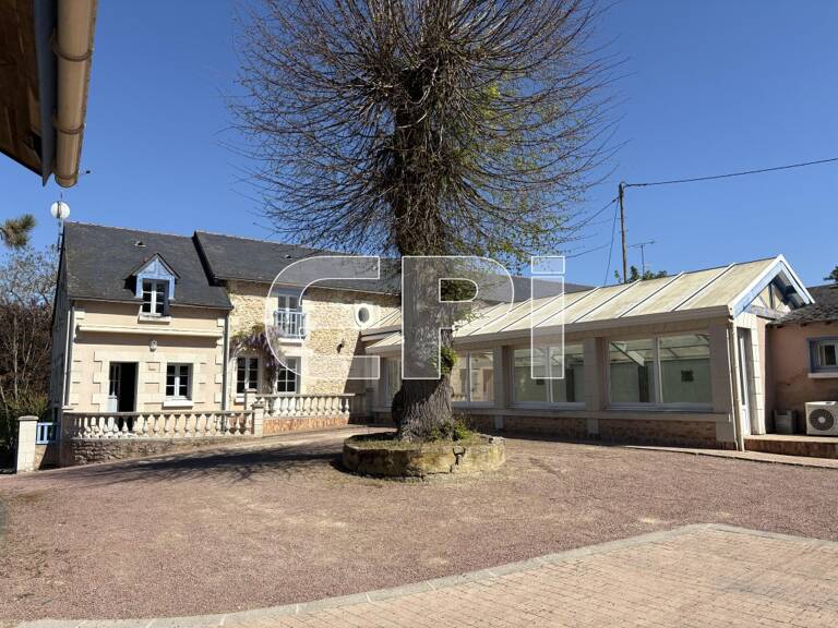 ME1124 Proche Montreuil Bellay, Charmante Maison Ancienne avec p — photo 1