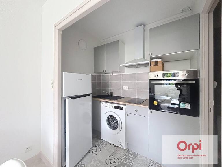 Appartement À Louer Néris Les Bains — photo 1