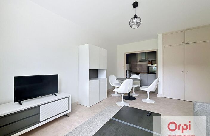 Appartement À Louer Néris Les Bains — photo 2