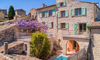 Maison 10 Pièces 367 m² à vendre à Dauphin (04300)