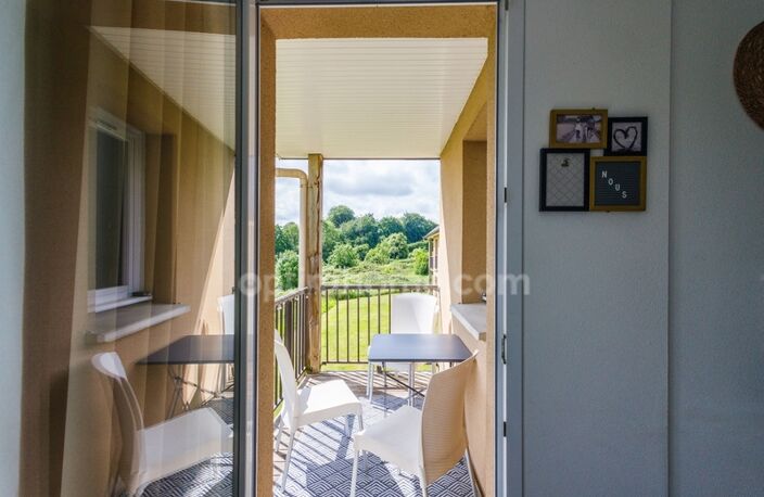 Proximité immédiate de Honflur - Appartement T2 - 31.50 m2 - 1 chambre - Terrasse - 1er et dernier étage sans ascenseur - Parking - Piscine — photo 4