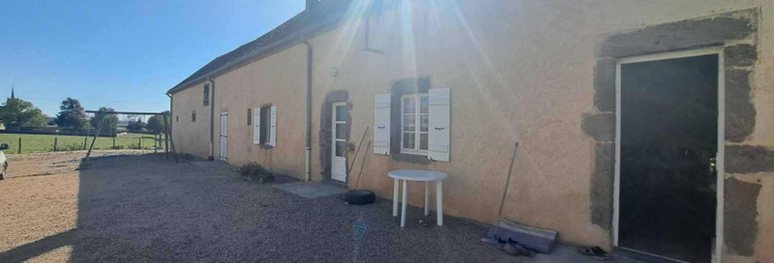 Maison 5 Pièces 111 m² à vendre à Les Guerreaux (71160)