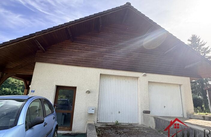 Bel ensemble immobilier locatif SITUE DANS UN SECTEUR A FORT — photo 3