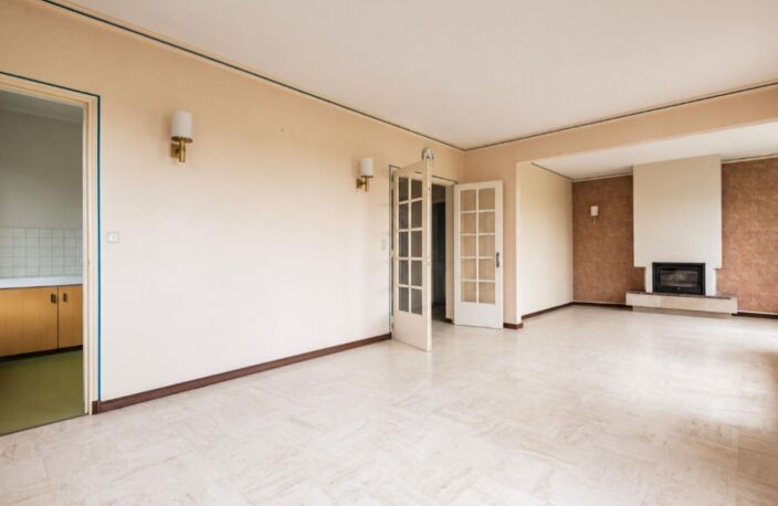 MAISON INDIVIDUELLE DE 185 m2 SUR GUEUX — photo 5