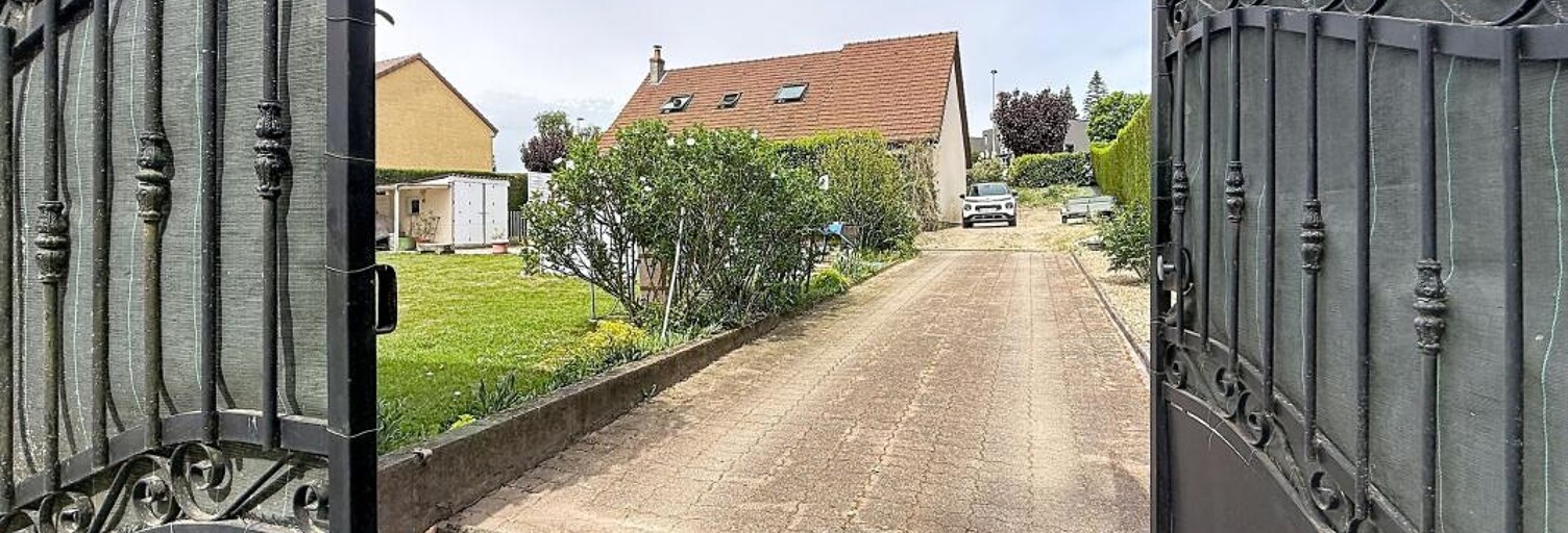 Maison 5 Pièces 136 m² à vendre à Montaigut-en-Combraille (63700)
