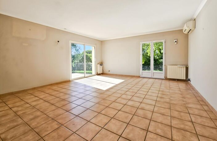À Vendre à Uzès - Villa de 110m² sur 1500m² de terrain — photo 4