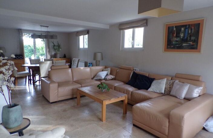 Maison La Tour D Aigues 5 pièce(s) 168 m2 — photo 2