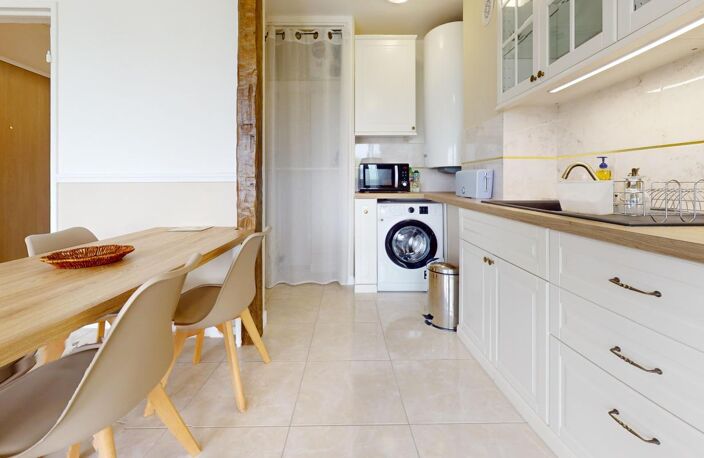 Appartement T3 rénové – 55,90 m² – Vue Monts d'Or – Neuville-sur-Saône — photo 4