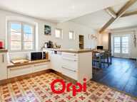 APPARTEMENT SUR LE PORT, VUE MER ET GARAGE — photo 2