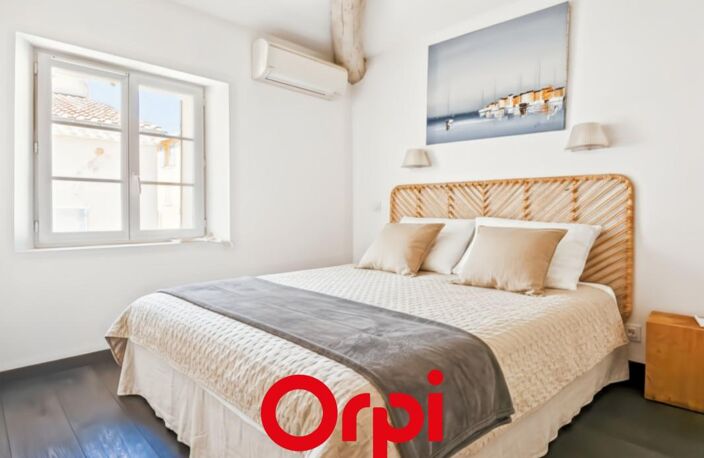APPARTEMENT SUR LE PORT, VUE MER ET GARAGE — photo 5