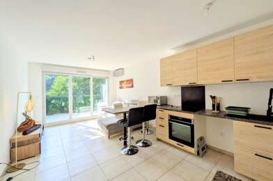 Appartement 2 pièces 1060 €