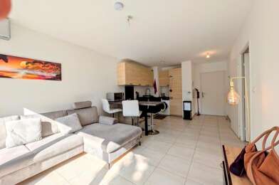 Appartement 2 pièces 1060 €