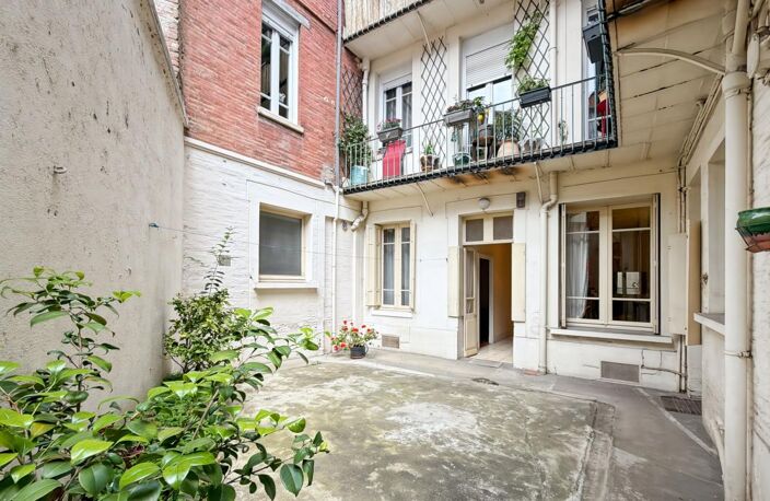Quartier St Sernin : Appartement de type 4 avec cour de 30 m² — photo 4