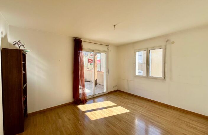 Appartement À Vendre — photo 3