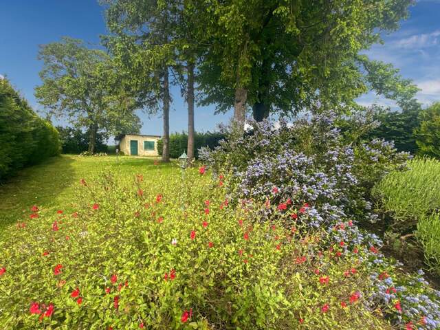 Une maison saine, du calme et du potentiel sur le secteur de la Colombe — photo du bien