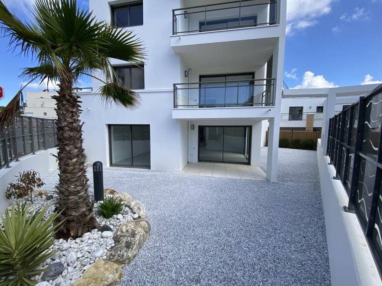 Appartements 3 Pièces La Palmyre de 86,03 m² avec Jardin et place de parking — photo 1