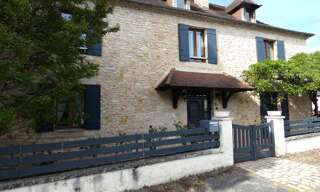 Maison 8 Pièces 215 m² à vendre à Hautefort (24390)