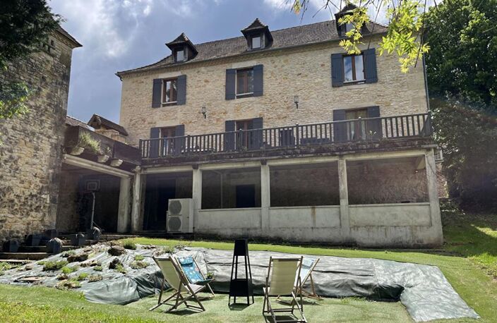 Maison en pierre 215 m2 / 5 chambres / sous-sol / terrain 6000m² — photo 2