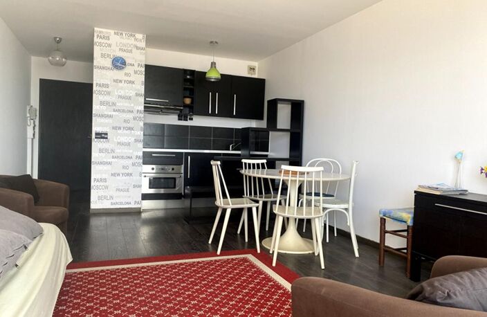 PORNICHET PROCHE LA BAULE APPARTEMENT T3 FACE MER DERNIER ETAGE AVEC STATIONNEMENT — photo 4