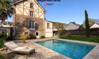 Maison 10 Pièces 220 m² à vendre à Saint-Jean-le-Thomas (50530)