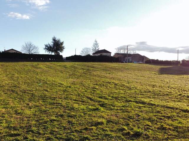 Terrain — photo du bien